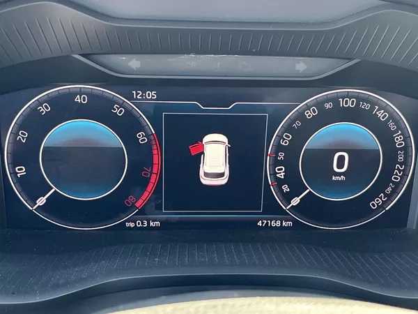 Škoda Kodiaq GT 2.0 TSI 4x4 DSG - foto 6