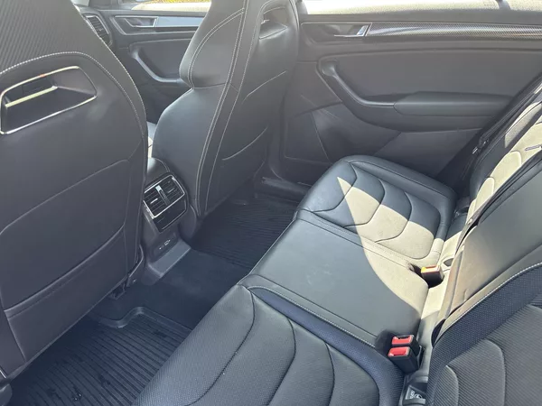 Škoda Kodiaq GT 2.0 TSI 4x4 DSG - foto 8