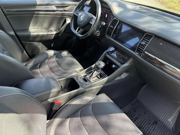 Škoda Kodiaq GT 2.0 TSI 4x4 DSG - foto 9