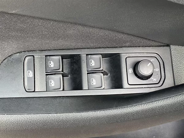 Škoda Scala 1.0 TSI Selection - foto 23