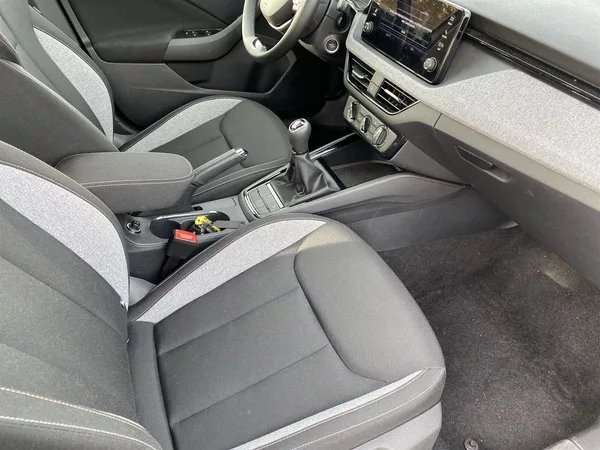Škoda Scala 1.0 TSI Selection - foto 8