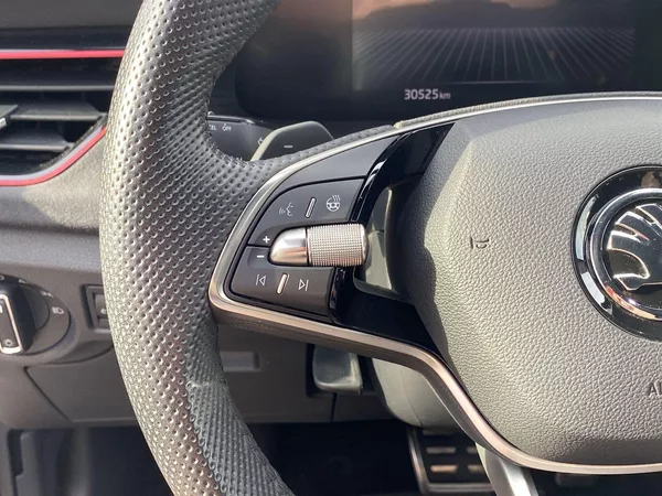 Škoda Scala 1.0 TSI Monte Carlo - foto 14