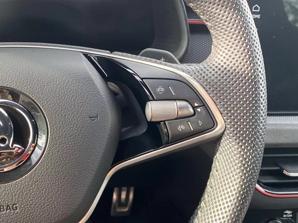 Škoda Scala 1.0 TSI Monte Carlo - foto 15