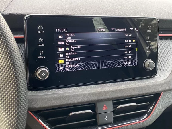 Škoda Scala 1.0 TSI Monte Carlo - foto 18