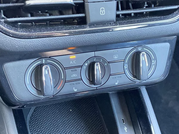 Škoda Scala 1.0 TSI Selection - foto 14