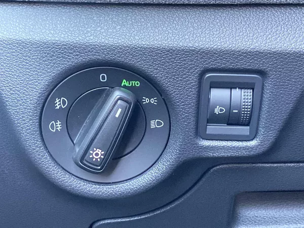 Škoda Scala 1.0 TSI Selection - foto 18