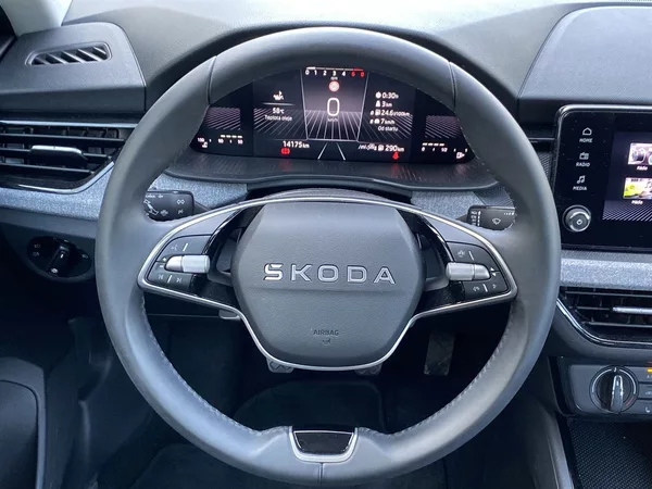 Škoda Scala 1.0 TSI Selection - foto 6