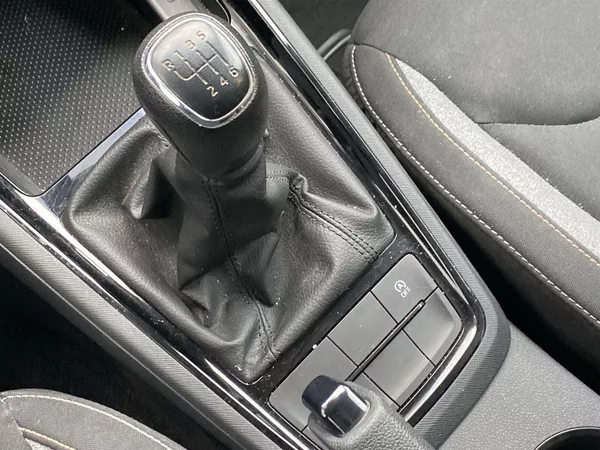 Škoda Scala 1.0 TSI Selection - foto 16