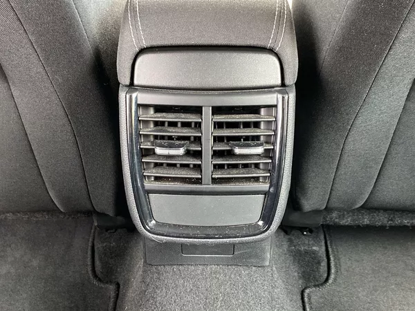 Škoda Scala 1.0 TSI Selection - foto 25