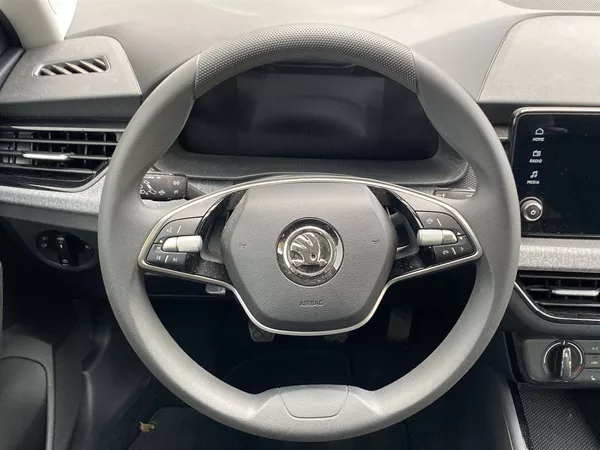 Škoda Scala 1.0 TSI Selection - foto 6