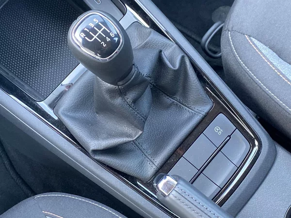 Škoda Scala 1.0 TSI Selection - foto 16