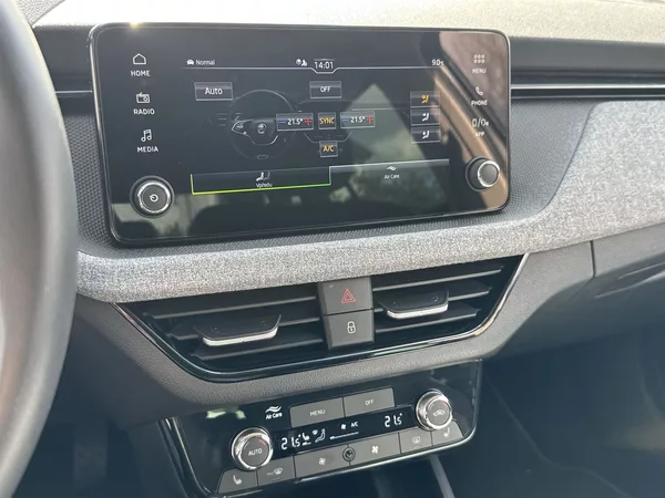 Škoda Scala 1.0 TSI DSG Selection - foto 24