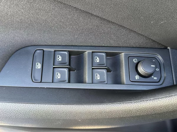 Škoda Scala 1.0 TSI DSG Selection - foto 11