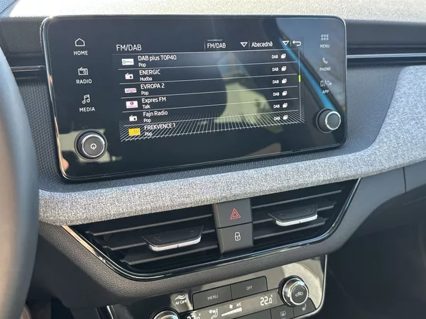 Škoda Scala 1.0 TSI DSG Selection - foto 19