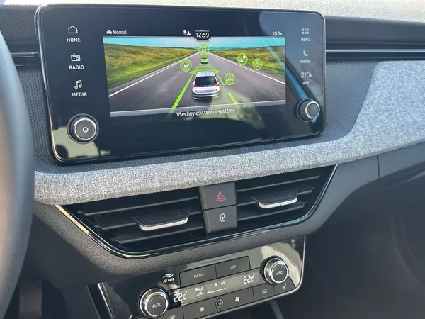 Škoda Scala 1.0 TSI DSG Selection - foto 22