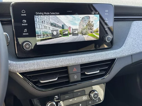 Škoda Scala 1.0 TSI DSG Selection - foto 22