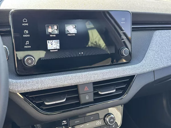 Škoda Scala 1.0 TSI DSG Selection - foto 23