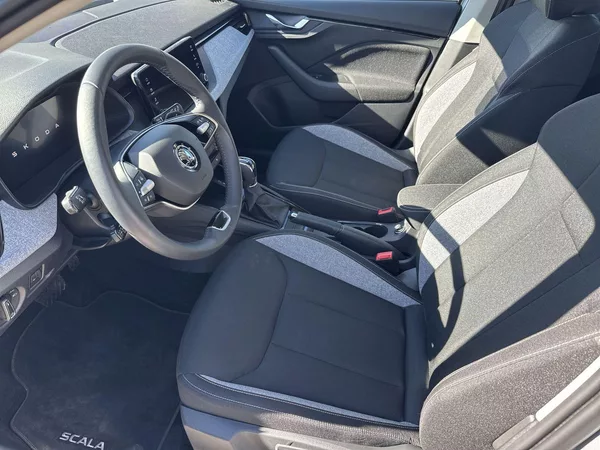 Škoda Scala 1.0 TSI DSG Selection - foto 7
