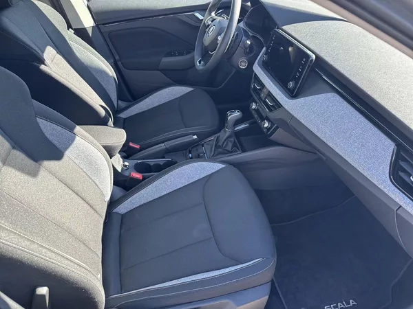 Škoda Scala 1.0 TSI DSG Selection - foto 9