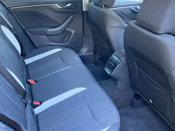 Škoda Scala 1.5 TSI Top Selection - foto 10