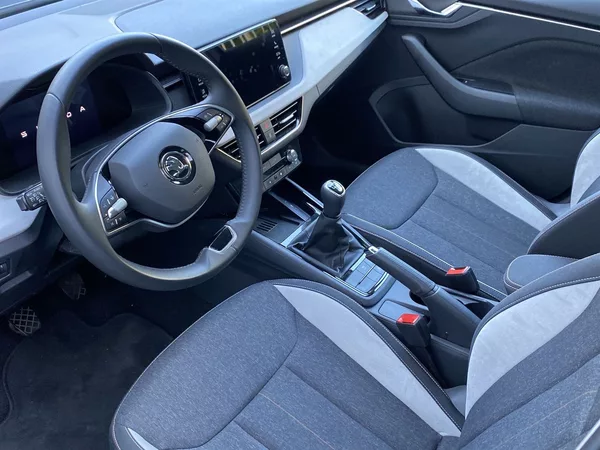 Škoda Scala 1.5 TSI Top Selection - foto 7