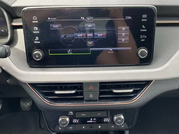 Škoda Scala 1.5 TSI Top Selection - foto 12