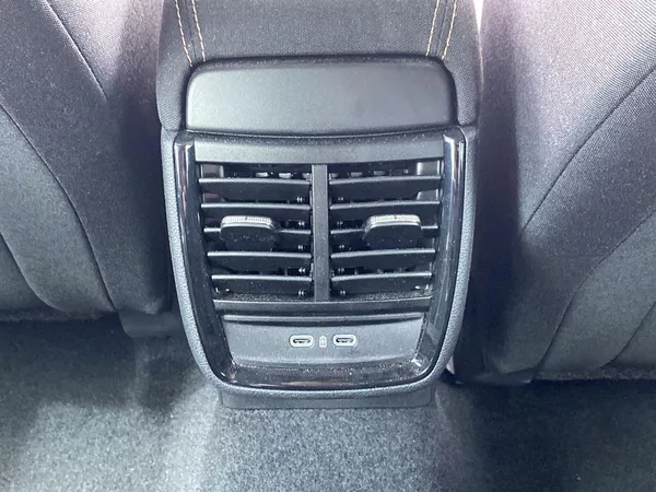 Škoda Scala 1.5 TSI Top Selection - foto 25