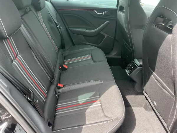 Škoda Scala 1.0 TSI 85 KW DSG Monte Carlo - foto 13