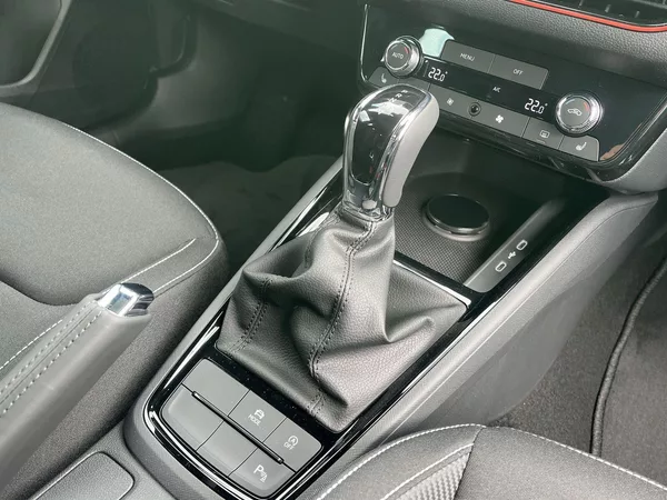 Škoda Scala 1.0 TSI 85 KW DSG Monte Carlo - foto 17
