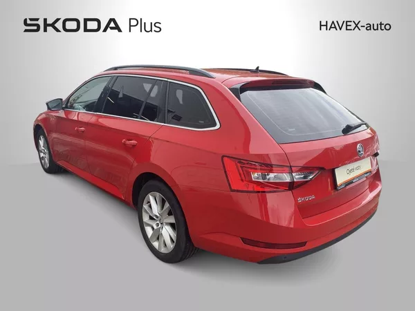 Škoda Superb Combi 2.0 TDI Ambition - foto 30