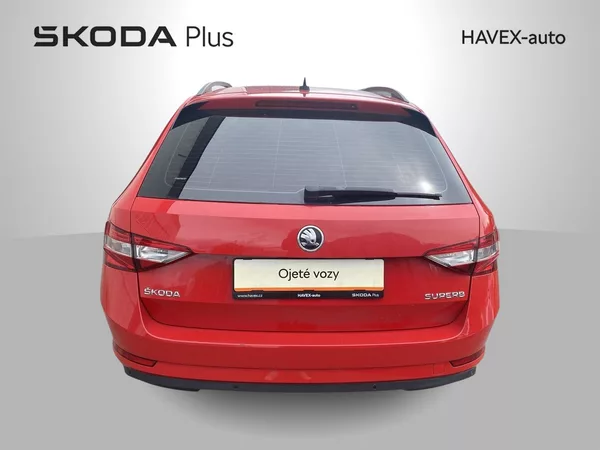Škoda Superb Combi 2.0 TDI Ambition - foto 31