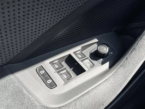 Škoda Superb Combi 2.0 TDI 4x4 DSG Sportlin - foto 17