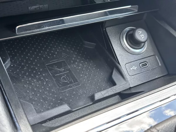 Škoda Superb Combi 2.0 TDI DSG Style - foto 24