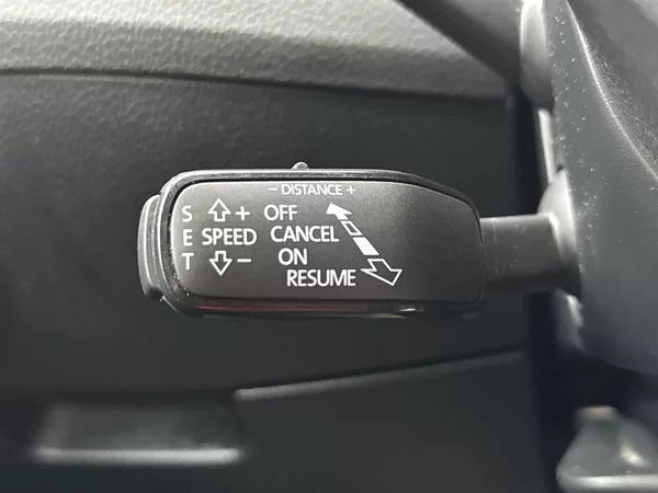 Škoda Superb Combi 2.0 TDI DSG Sportline - foto 14