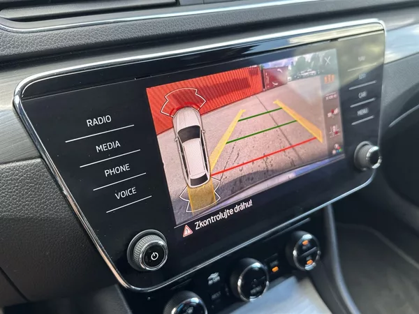 Škoda Superb Combi 2.0 TDI DSG Style - foto 13