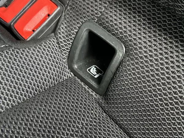 Škoda Superb Combi 2.0 TDI DSG Style - foto 25