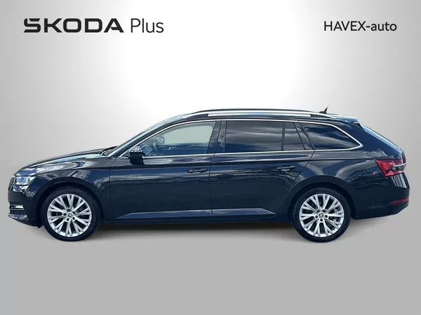 Škoda Superb Combi 2.0 TDI DSG Style - foto 3