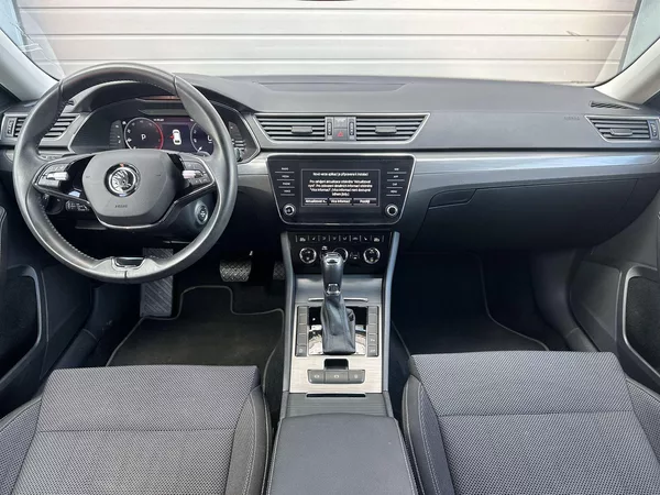 Škoda Superb Combi 2.0 TDI DSG Style - foto 5