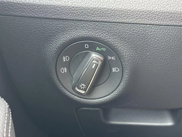 Škoda Superb 2.0 TDI 4x4 DSG Style + - foto 16