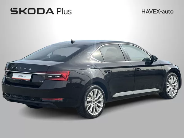 Škoda Superb 2.0 TDI 4x4 DSG Style + - foto 2