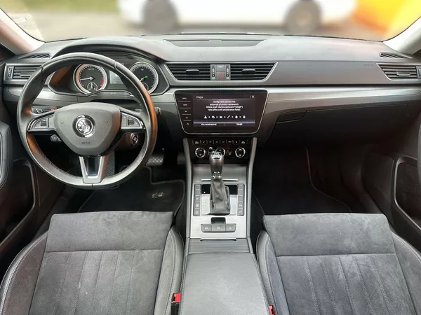 Škoda Superb 2.0 TDI 4x4 DSG Style + - foto 5