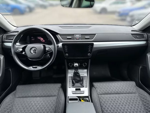 Škoda Superb 2.0 TDI Ambition - foto 5