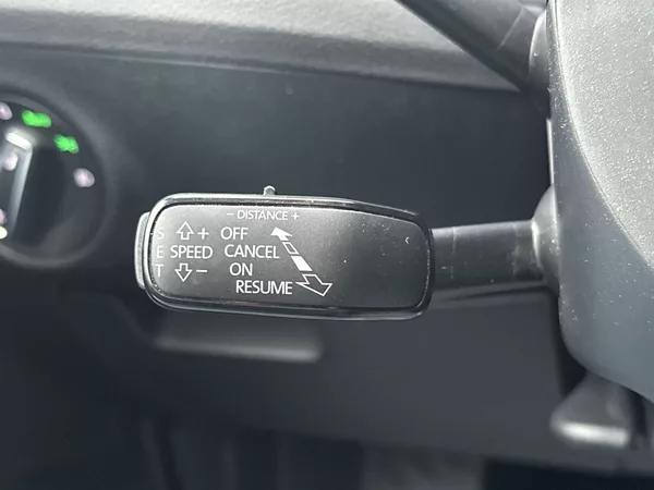 Škoda Superb Combi 2.0 TDI DSG Style + - foto 18