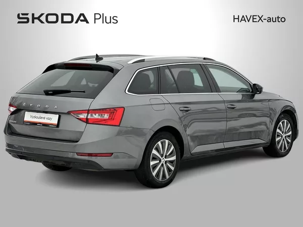 Škoda Superb Combi 2.0 TDI DSG Style + - foto 2