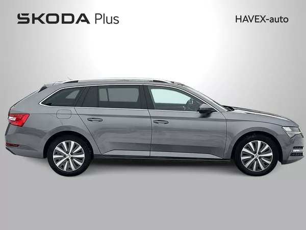 Škoda Superb Combi 2.0 TDI DSG Style + - foto 3