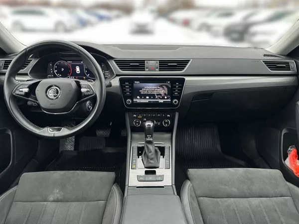 Škoda Superb Combi 2.0 TDI DSG Style + - foto 5