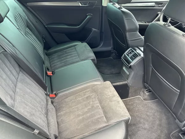Škoda Superb Combi 1.5 TSI Style+ - foto 10