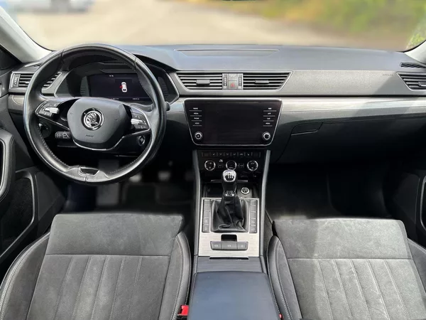 Škoda Superb Combi 1.5 TSI Style+ - foto 5