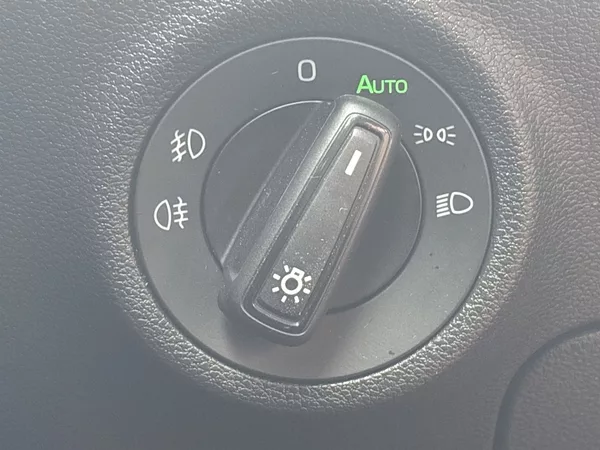 Škoda Karoq 1.5 TSI DSG Fresh - foto 15