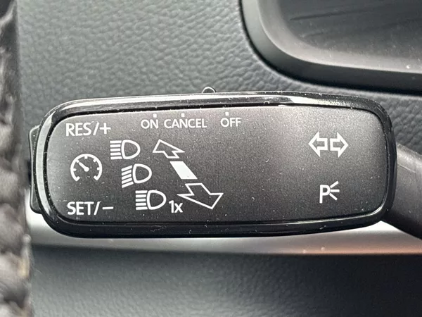 Škoda Karoq 1.5 TSI DSG Fresh - foto 17